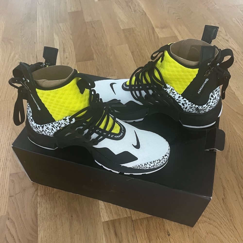 Acronym x Nike Air Presto Mid